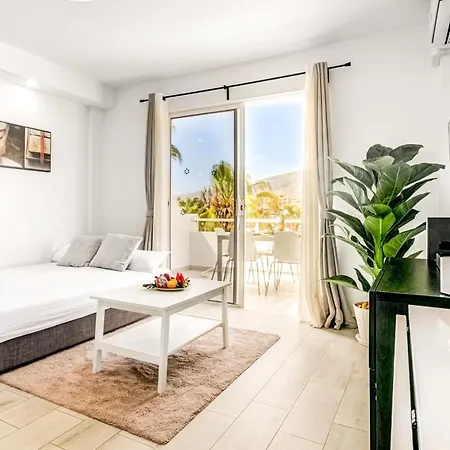 Cosy With Great View Apartment